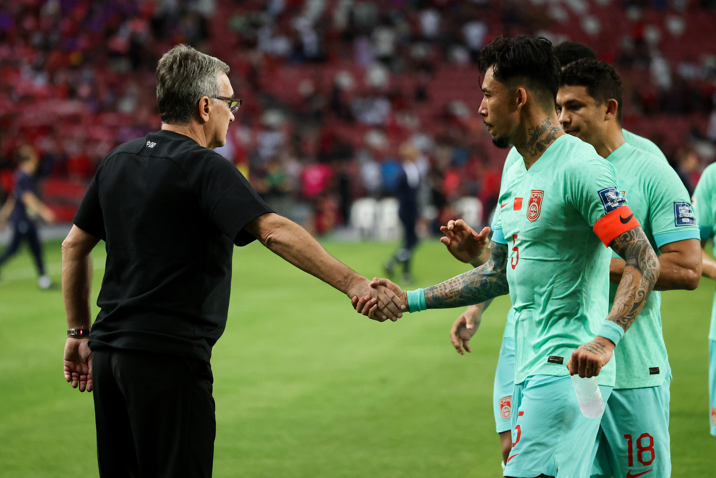 爱游戏体育官方 -风云突变！法国国家队最后时刻复出首秀，足总杯版图或重绘，更衣室稳定，赛程密集仍需轮换(2025足总杯赛程)