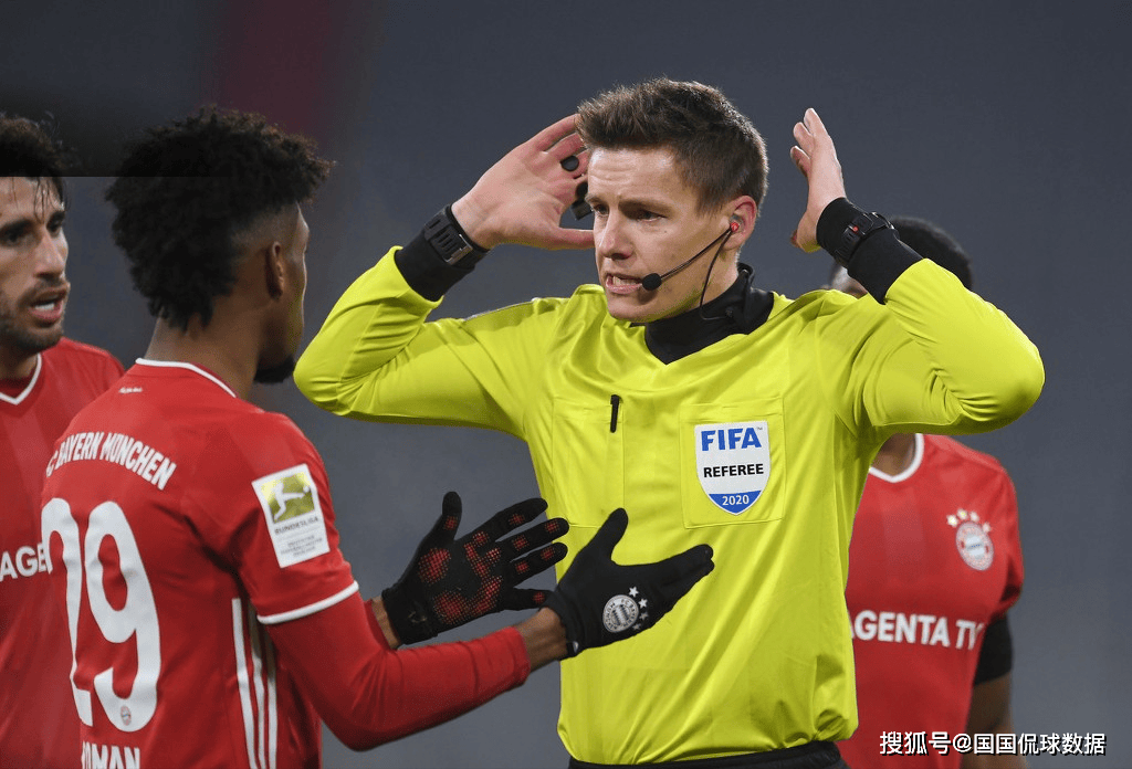 托特纳姆训练开放日；最后时刻战术微调引观众欢呼；欧洲杯在即；身体对抗强度拉满的简单介绍