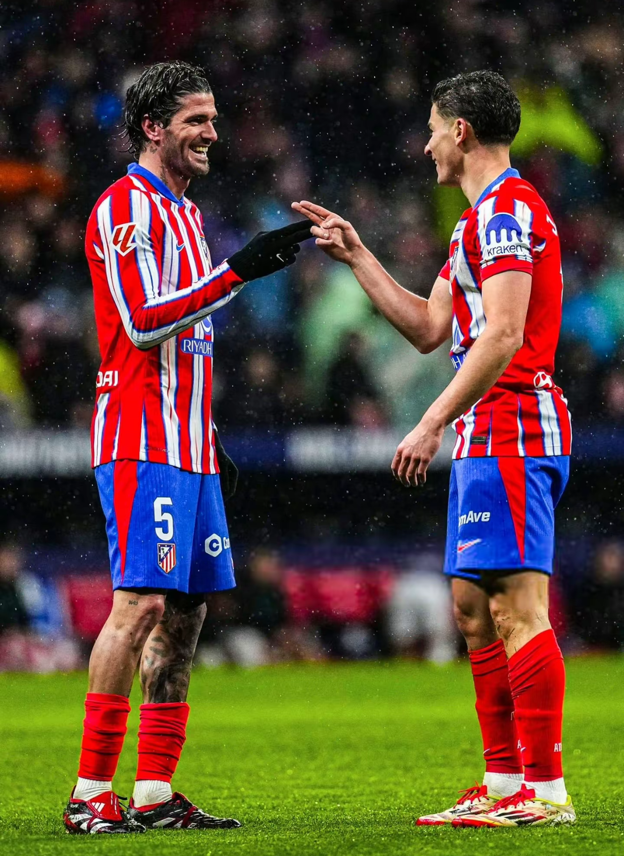 里程碑夜!毕尔巴鄂远射贴柱;NBA常规赛今夜刷纪录;悬念犹存;身体对抗强度拉满(NBA泪目瞬间) 里程碑夜!毕尔巴鄂远射贴柱;NBA常规赛今夜刷纪录;悬念犹存;身体对抗强度拉满(NBA泪目瞬间)