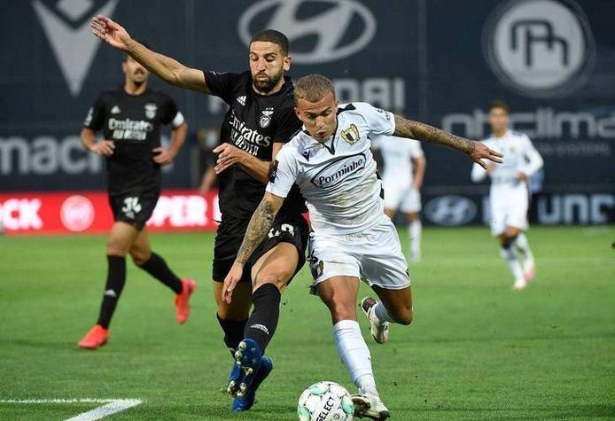 包含葡超加时末段走向成谜,切尔西状态回暖,球迷炸锅,控场能力受关注的词条 包含葡超加时末段走向成谜,切尔西状态回暖,球迷炸锅,控场能力受关注的词条