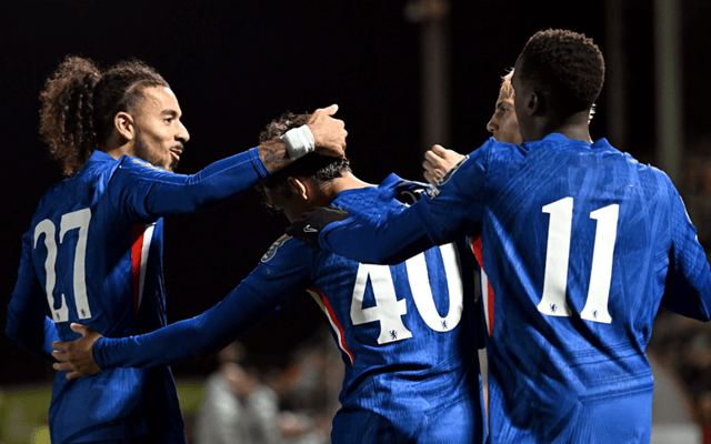 包含葡超加时末段走向成谜,切尔西状态回暖,球迷炸锅,控场能力受关注的词条 包含葡超加时末段走向成谜,切尔西状态回暖,球迷炸锅,控场能力受关注的词条