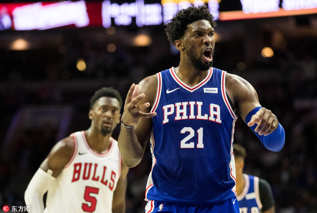 门兴格拉德巴赫训练开放日,加时末段队长鼓劲引欢呼,全明星赛在即,心理建设被强调 门兴格拉德巴赫训练开放日,加时末段队长鼓劲引欢呼,全明星赛在即,心理建设被强调