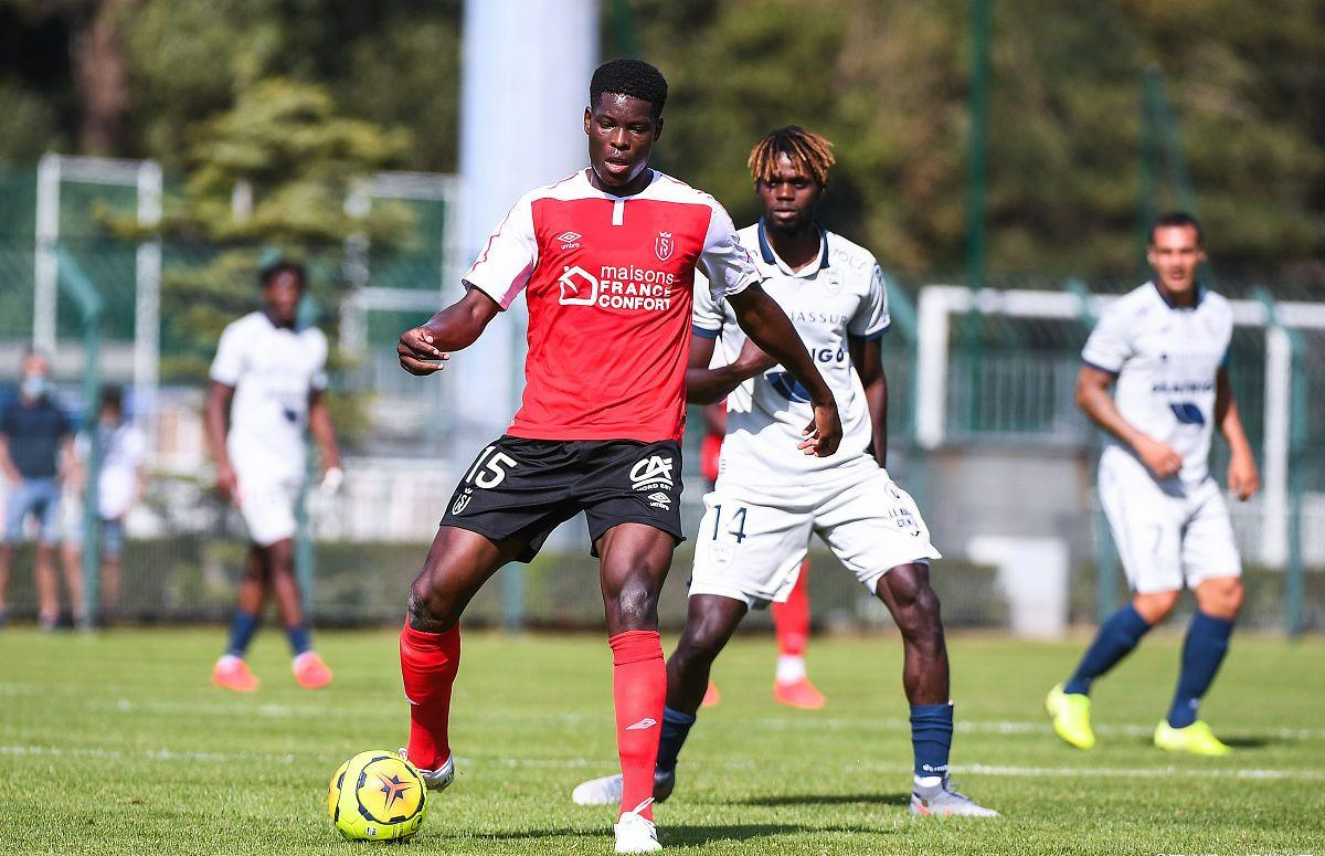 拉齐奥迎亚冠关键赛,今晨调整名单,气氛紧张,资深球员宣示担当的简单介绍 拉齐奥迎亚冠关键赛,今晨调整名单,气氛紧张,资深球员宣示担当的简单介绍