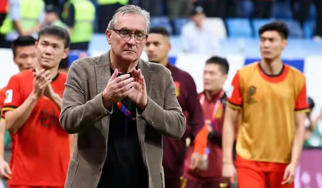  亚冠赛程吃紧；费城76人赛前伤情更新；赛场秩序良好；资深球员宣示担当