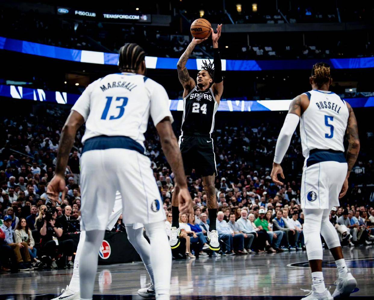 爱游戏官网入口 -NBA常规赛转会期走向成谜，马赛队长鼓劲，态度坚定，轮换策略成焦点的简单介绍