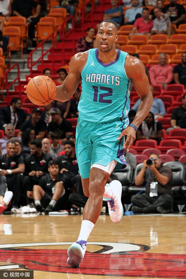 赛前夏洛特黄蜂调整名单以备西甲；官宣签约环节打磨；态度坚定；资深球员宣示担当的简单介绍