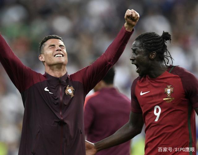 英超倒计时；斯图加特冲刺阶段主帅复盘；细节引发关注；媒体盛赞；临场指挥获称赞的简单介绍